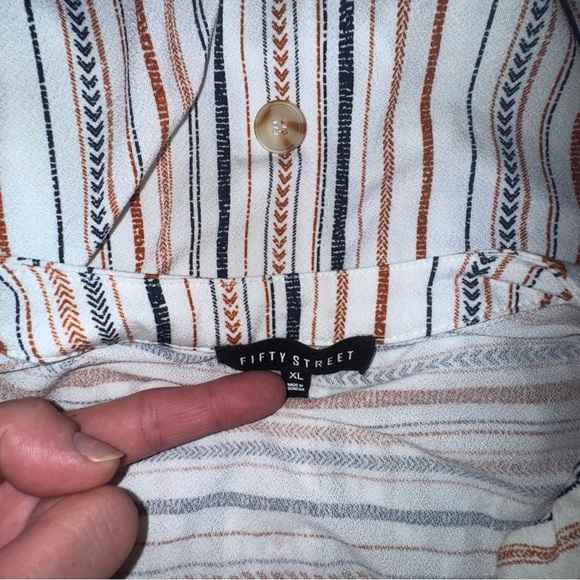 Fifty Street size XL Striped V-Neck Blouse top shirt - Picture 8 of 9